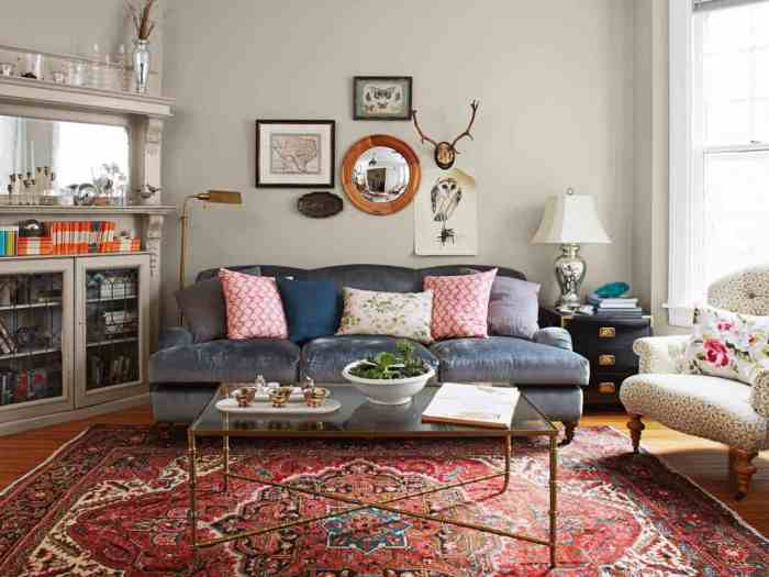 What room decor use a persian rug