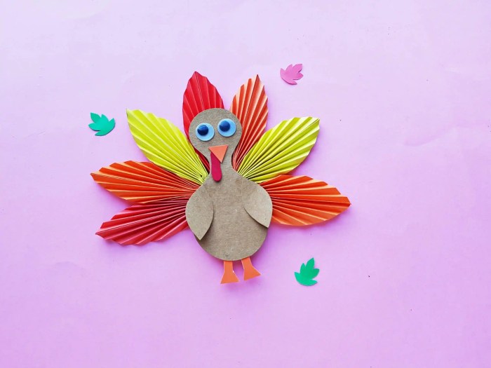 How to make a paper turkey decoration