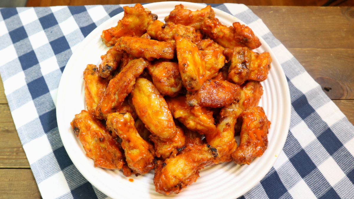 How to cook restaurant style hot wings